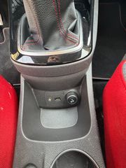 Ford Fiesta 2015-thumb-22