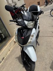 Honda SH 150i R 2011