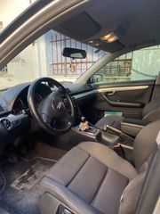 Audi A4 2002-thumb-8