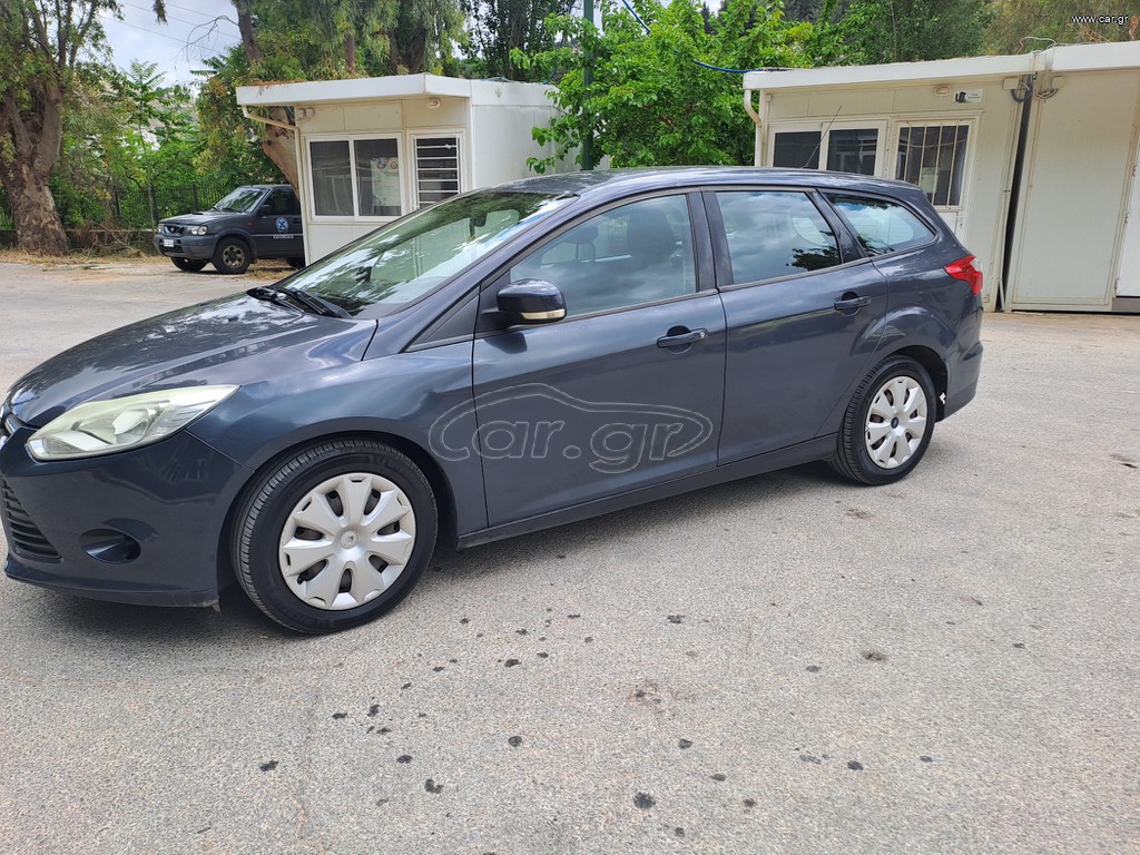 Ford Focus 2011 STATION WAGON