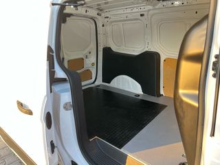Ford Transit Connect 2017-thumb-8