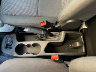 Ford Transit Connect 2017-thumb-26