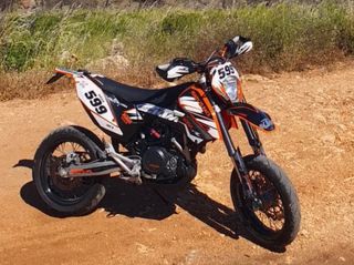 KTM 690 SMC 2008-thumb-7