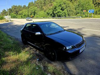 Audi S3 2002-thumb-2