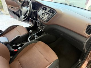 Hyundai i 20 2015 1.4 DIESEL90ps-thumb-9