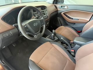 Hyundai i 20 2015 1.4 DIESEL90ps-thumb-10