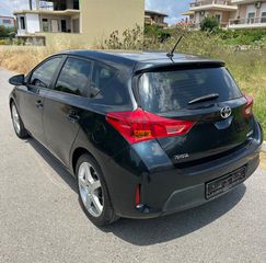 Toyota Auris 2014-thumb-12