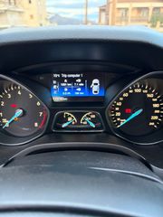 Ford Focus 2015-thumb-4
