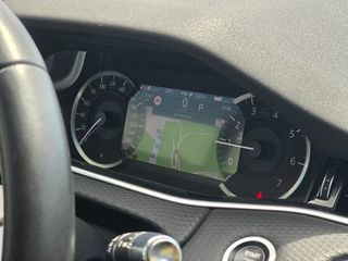 Land Rover Range Rover Evoque 2021 P300E-thumb-40