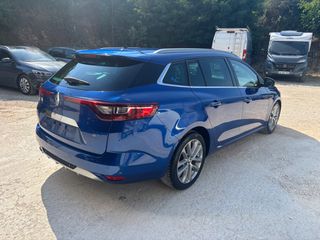 Renault Megane 2017 GT  4control-thumb-4