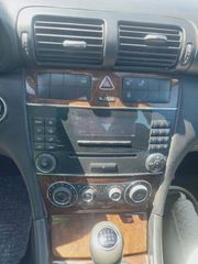 Mercedes-Benz C 180 2004 CLASSIC-thumb-11