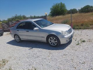 Mercedes-Benz C 180 2004 CLASSIC-thumb-21