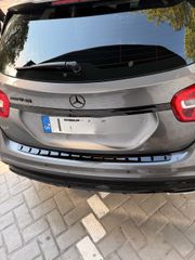 Mercedes-Benz GLA 180 2018-thumb-6