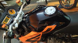 KTM 990 Super Duke 2005