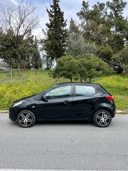 Mazda 2 2008-thumb-1