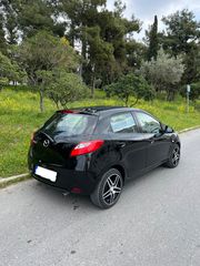 Mazda 2 2008-thumb-2