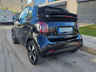 Smart ForTwo 2021 EXCLUSIVE LED JBL 22KW CABRIO PASSION-thumb-3