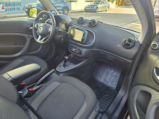 Smart ForTwo 2021 EXCLUSIVE LED JBL 22KW CABRIO PASSION-thumb-4