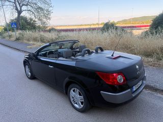 Renault Megane 2005-thumb-3