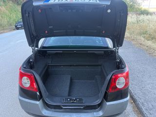 Renault Megane 2005-thumb-11