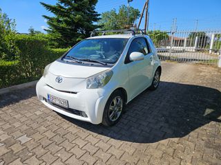 Toyota iQ 2009