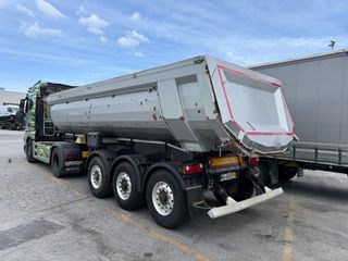 MAN 2023 TGX-thumb-8