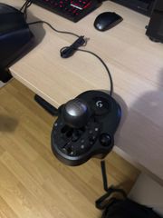 LOGITECH G29+SHIFTER-thumb-3