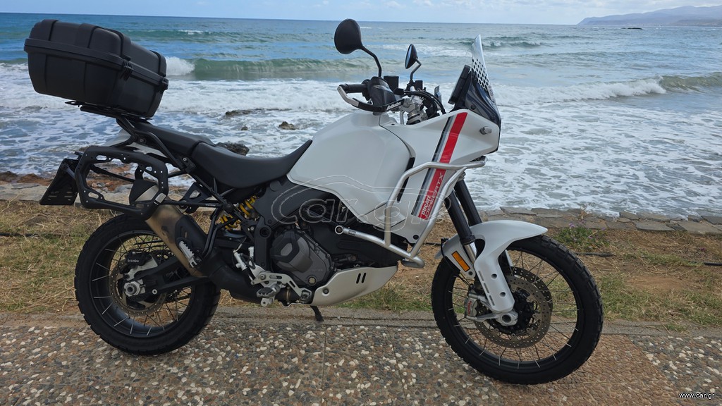 Ducati DesertX 2023