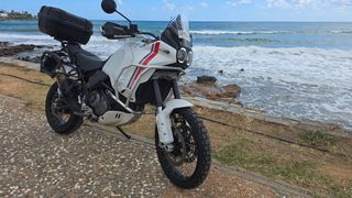 Ducati DesertX 2023-thumb-3
