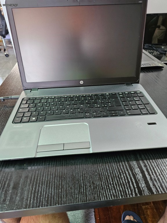 Laptop i3 4th gen, 8gb, 256 ssd.