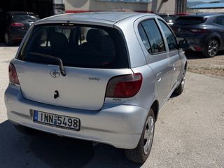 Toyota Yaris 2001-thumb-4