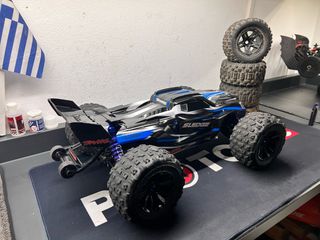 Off-Road Traxxas 2026 Sledge 6s Upgraded