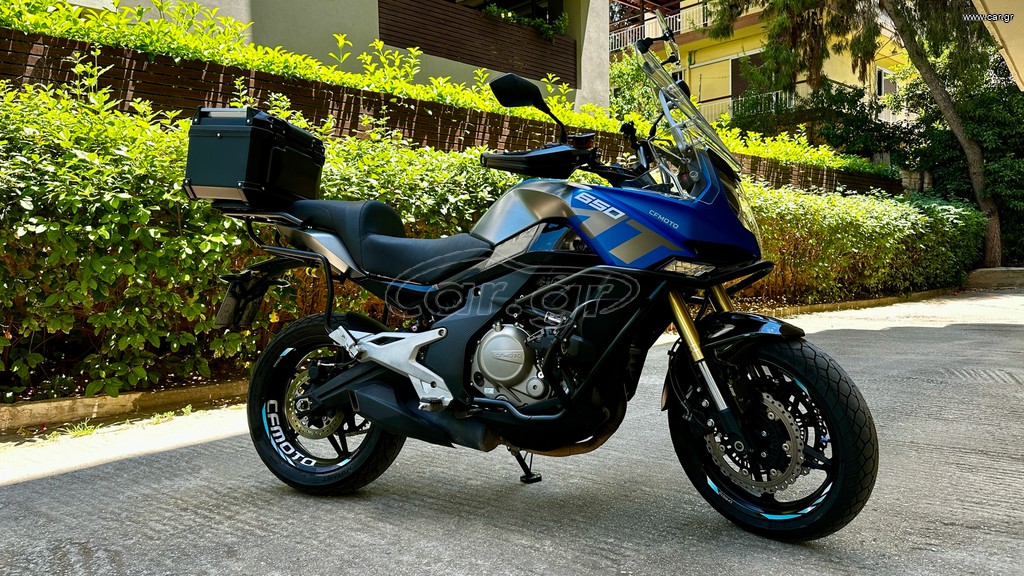 CFmoto 650MT 2022