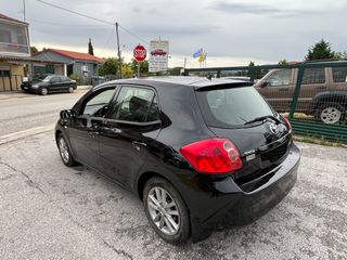 Toyota Auris 2008-thumb-5