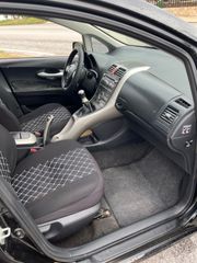 Toyota Auris 2008-thumb-8