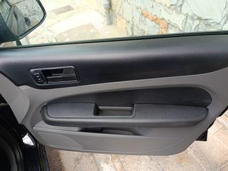 Ford Focus 2009 FOCUS 1.4-thumb-4