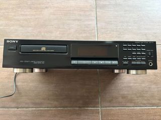 CD PLAYER