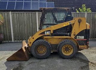 Φορτωτάκι CAT 2005 226B