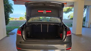 Audi A4 2016 B8 Limousine-thumb-46