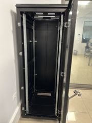Rack 33U 60*80-thumb-1