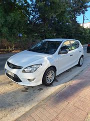 Hyundai i 30 2010 CRDI TURBO-DIESEL