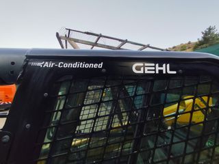 Εκσκαφάκι (διαβολάκι) Gehl 2024 R165-thumb-26