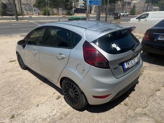 Ford Fiesta 2013-thumb-2