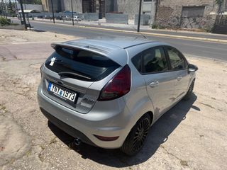 Ford Fiesta 2013-thumb-3