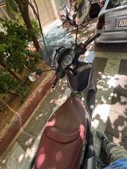 Piaggio Beverly 350 2012-thumb-2