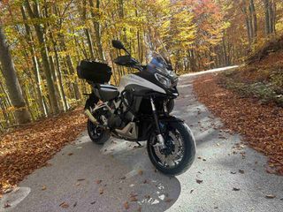 Honda Crossrunner 2016 VFR800X-thumb-1