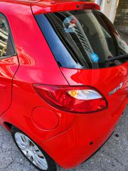 Mazda 2 2009-thumb-11