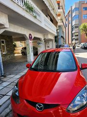 Mazda 2 2009-thumb-14