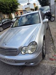 Mercedes-Benz C 200 2004