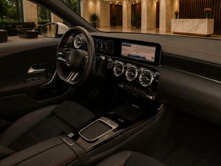 Mercedes-Benz CLA 200 2024 d,Kamera,LED,AMG Line,alcantara,widescreen,-thumb-12